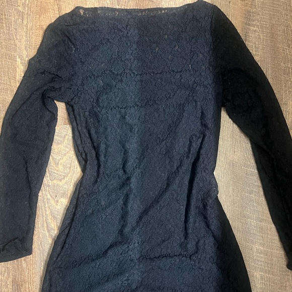 Abercrombie A+F Lace Long Sleeve Mini Dress - Picture 6 of 6